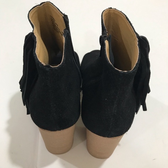 Kensie black suede peep toe booties black heel fringe NWOT 9.5 - Picture 3 of 5